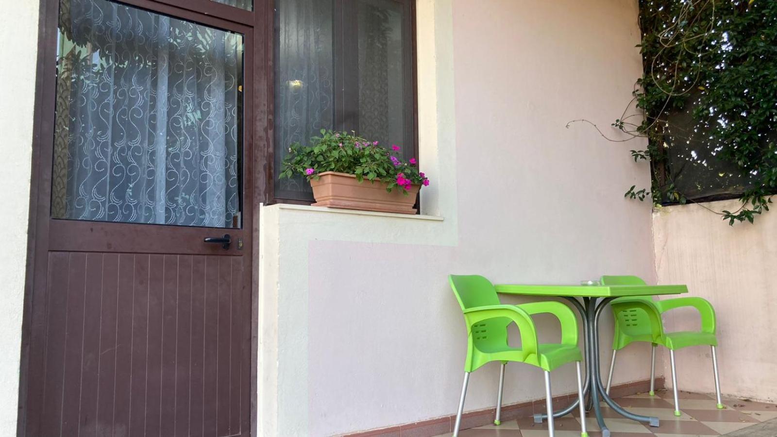 Blissful Hostel Shkoder Luaran gambar