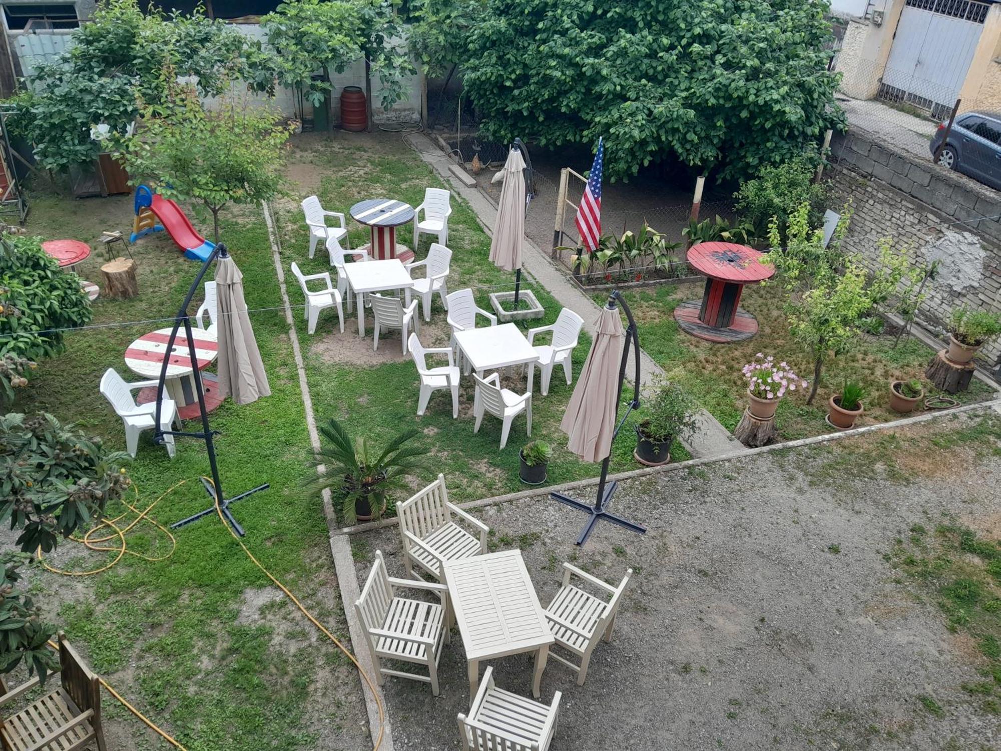 Blissful Hostel Shkoder Luaran gambar