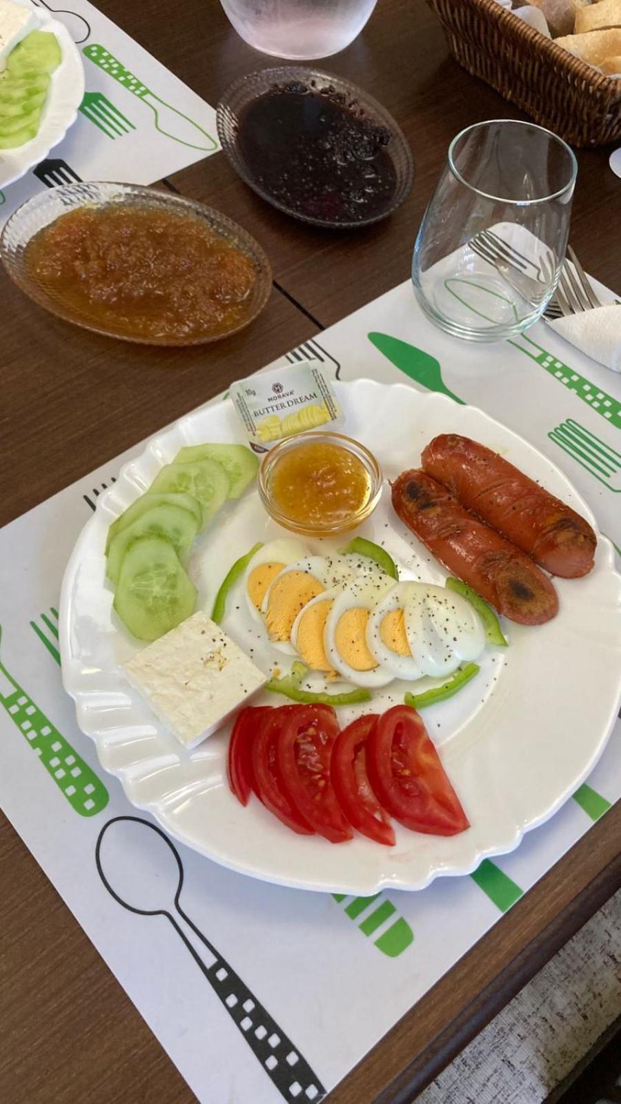 Blissful Hostel Shkoder Luaran gambar